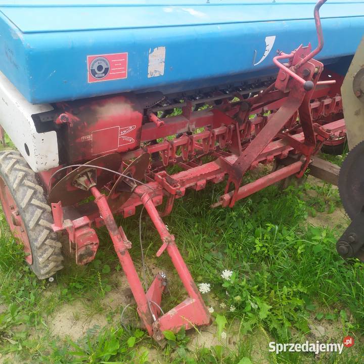 Siewnik zbożowy Isaria 250 m sprzedam