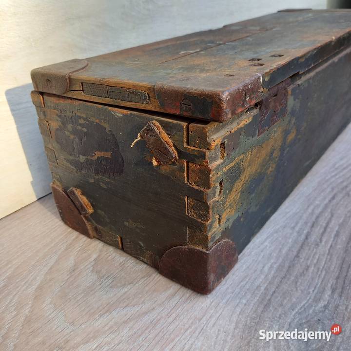 Oryginalna niemiecka drewniana skrzynka na Warszawa sprzedam
