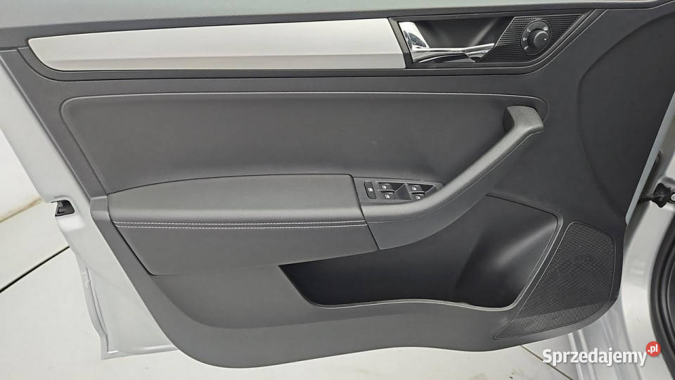 koda RAPID 10 TSI Ambition Z Polskiego Salonu nieuszkodzony