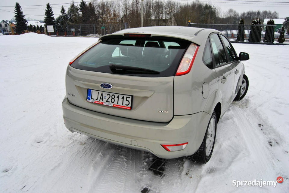 Ford Focus Zarejestrowany Opony zimowe Alu felgi