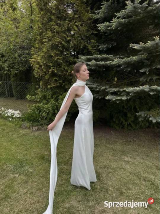 Zjawiskowa suknia ślubna nowa