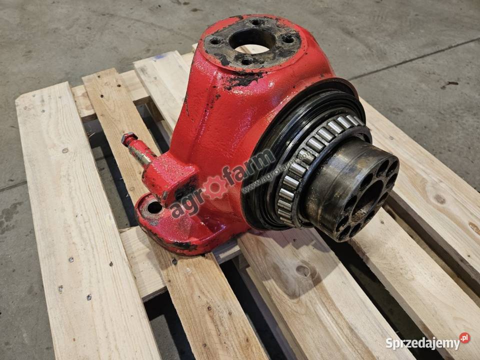 Zwrotnica LH McCormick ZTX 280 230 260 Układ kierowniczy i oś przednia Byków