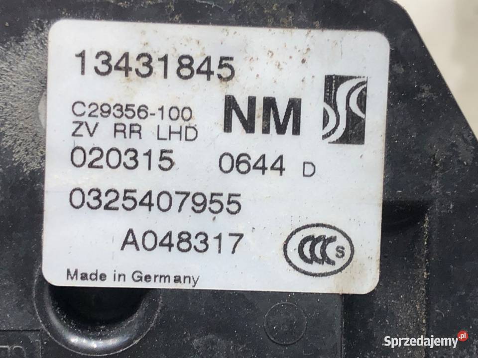 ZAMEK DRZWI PRAWY TYŁ OPEL CORSA E Hatchback