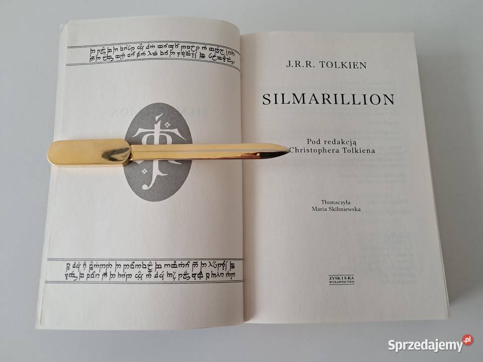 Książka Silmarillion JRRTolkien do sprzedania ISBN 9788382027839