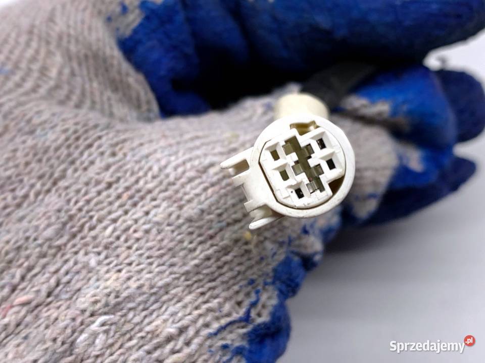 LUSTERKO PRAWY TOYOTA YARIS II Hatchback 0514 podkarpackie