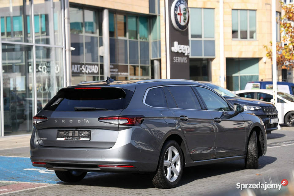 koda Superb 15 TSI mHEV Selection DSG hak Tychy