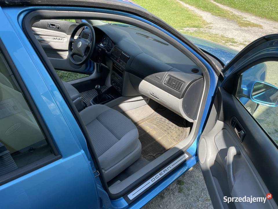 Volkswagen Golf IV 2003 14 BCA Ocean Edition Koniuszowa