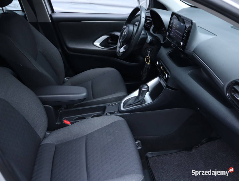 Toyota Yaris 15 Hybrid centralny zamek Piaseczno