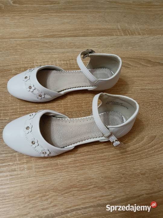 Sprzedam buty komunijne rozmiar 34 mazowieckie Marki sprzedam