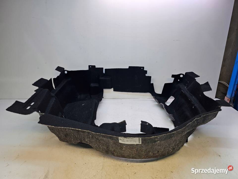 WYGŁUSZENIE BAGAŻNIKA AUDI A6 C7 4G9863697A osobowe Przystajń