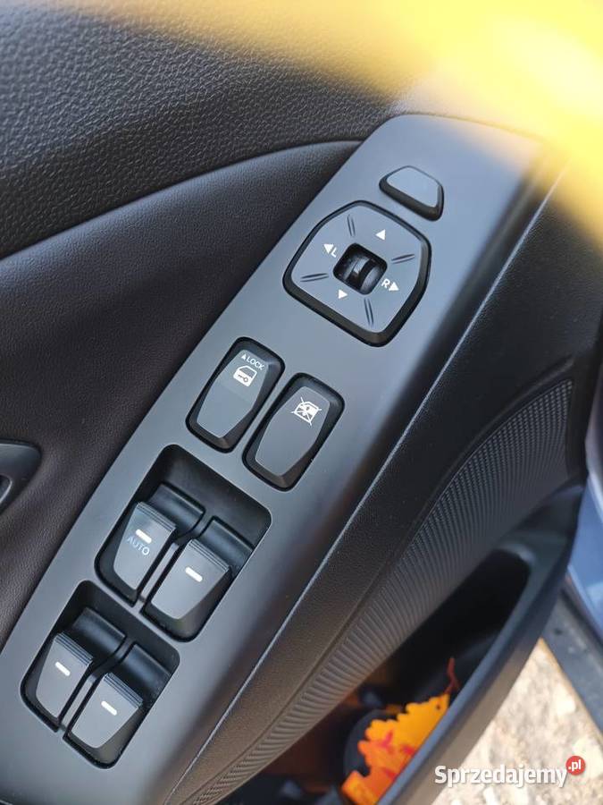 Hyundai ix35 17CRDI 116 skórzana tapicerka Nysa