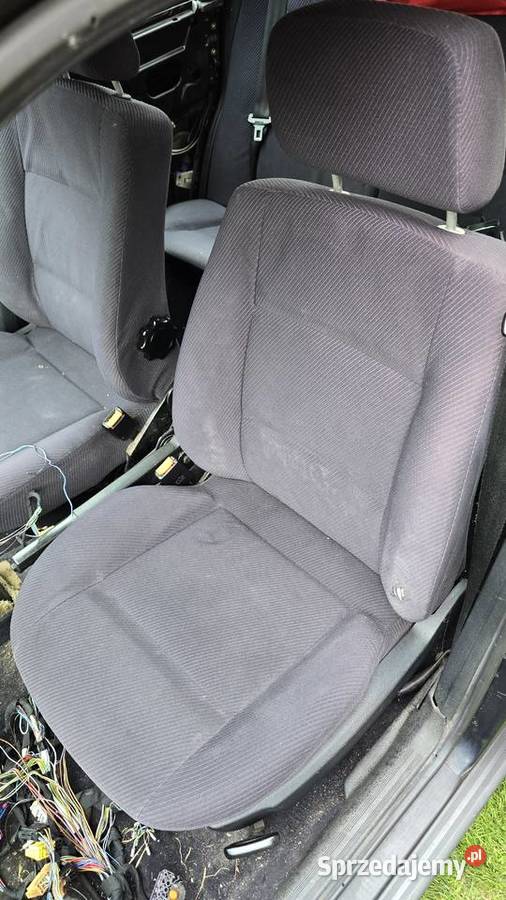 Audi 80 b4 na części dolnośląskie Nowogrodziec