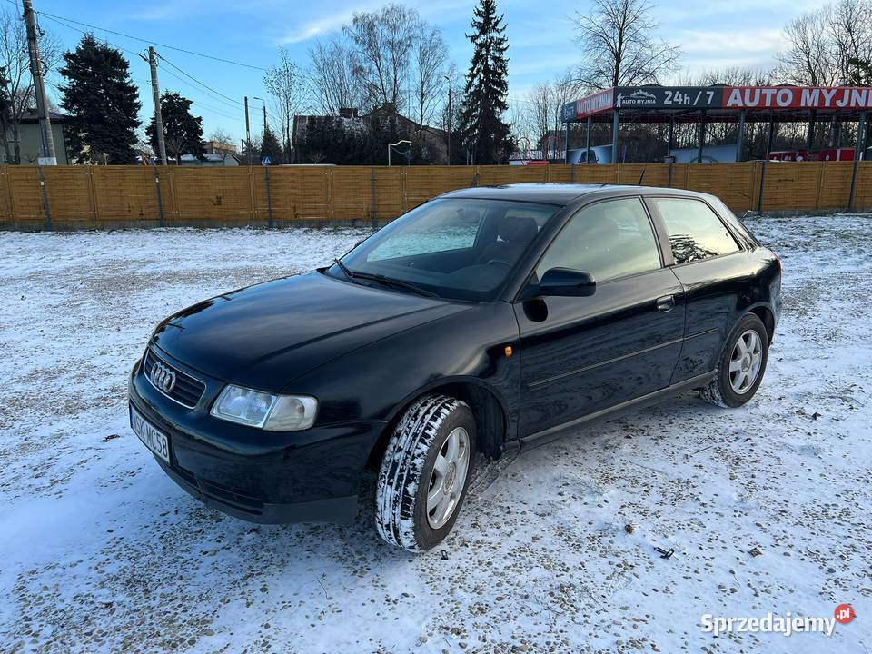 Audi A3 16 8v 2000r 235 A3