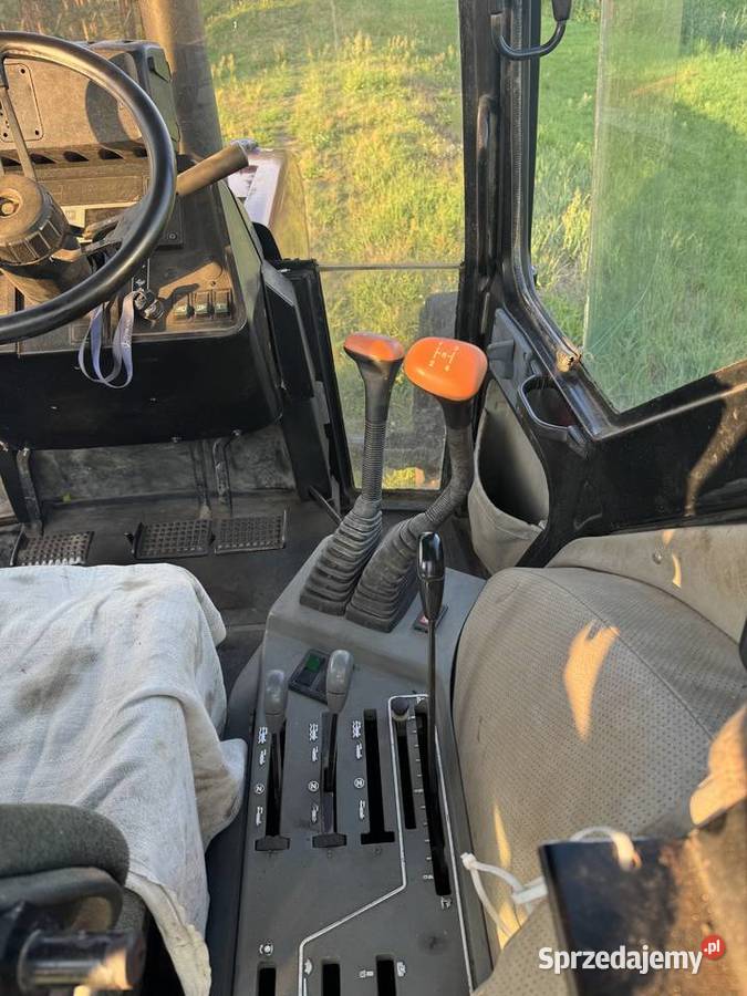 Case IH case 4240 4x4 95 koni Case Wilga