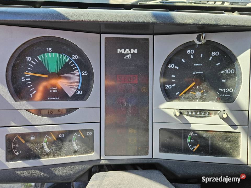 MAN LE 8180 2004r PRZEBIEG 670 TKM Mojusz