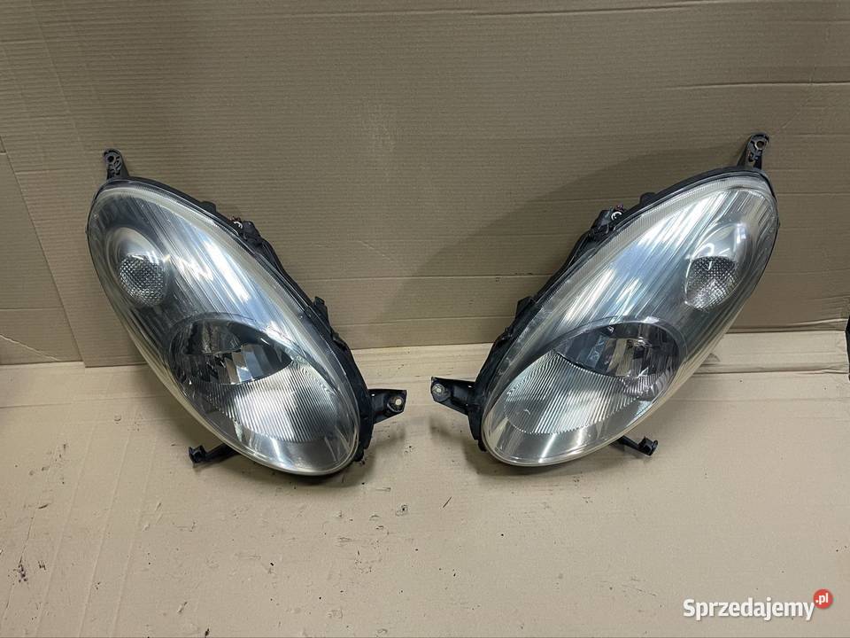 Reflektor lampa przód przednia Nissan Micra k12 Szczecin sprzedam