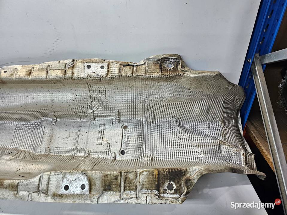 OSŁONA TERMICZNA TUNELU AUDI A3 8V VOLKSWAGEN Przystajń