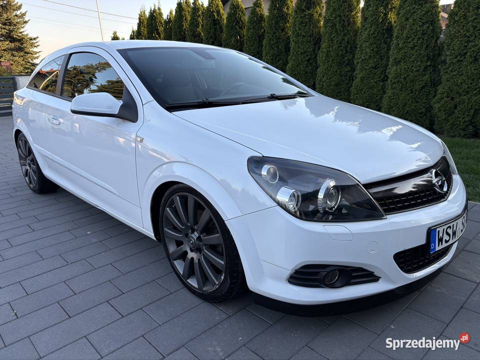 Opel Astra GTC 16 benzyna 2008r auto z GWARANCJĄ nieuszkodzony Rzechta