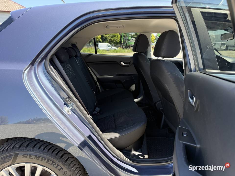 Kia Rio 125 BENZYNA Klimatronik Nawigacja Kamera Konin