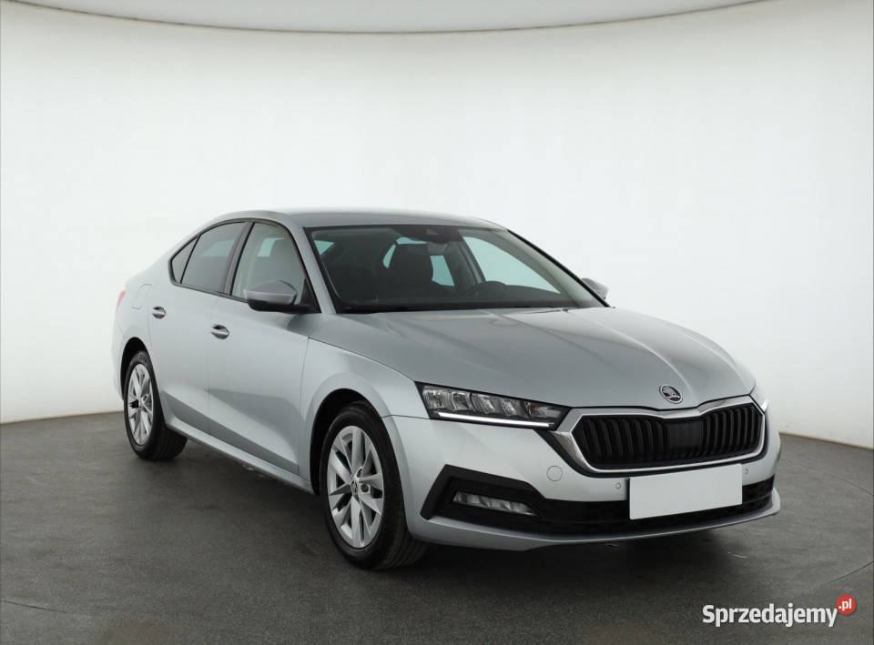 Skoda Octavia 15 TSI Piaseczno