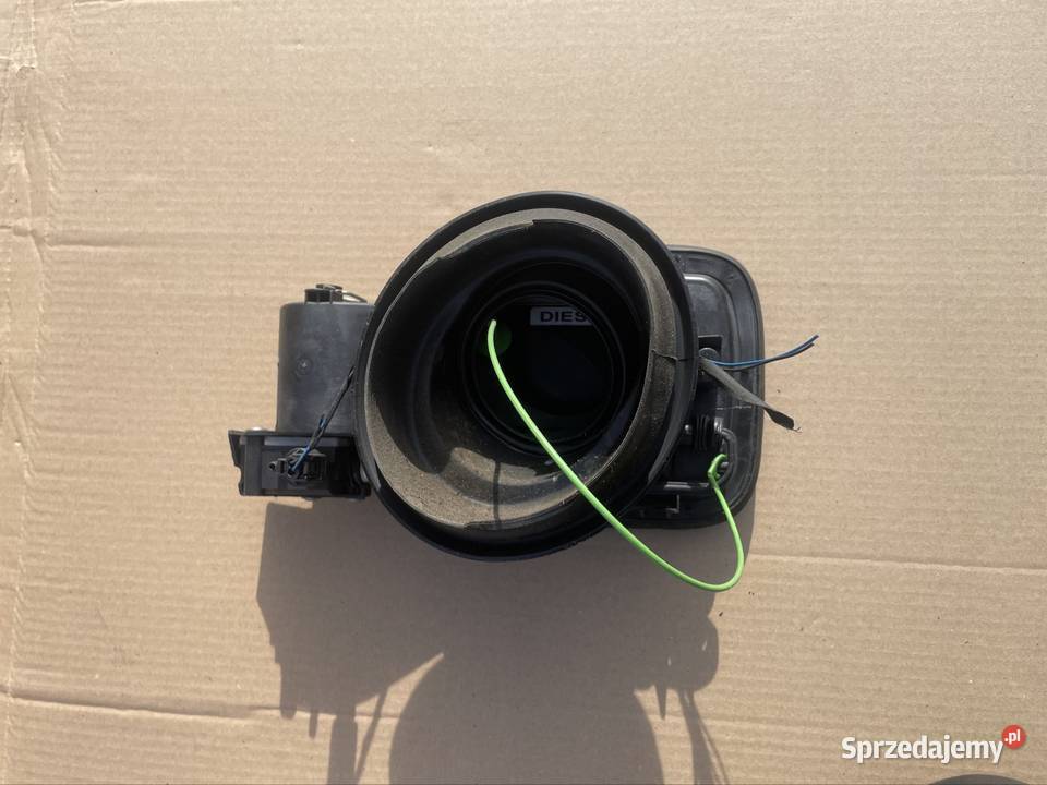 Klapka wlewu paliwa bmw x1 e84 lift sprzedam