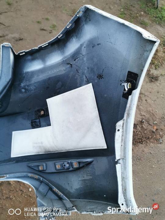 Volkswagen GOLF VII 5G6807421E zderzak tylny