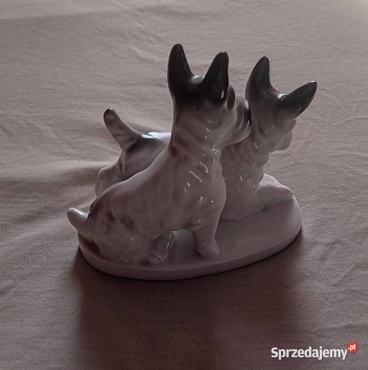 Figurka dwa teriery szkockie Grafenthal autor wielkopolskie Koźminek