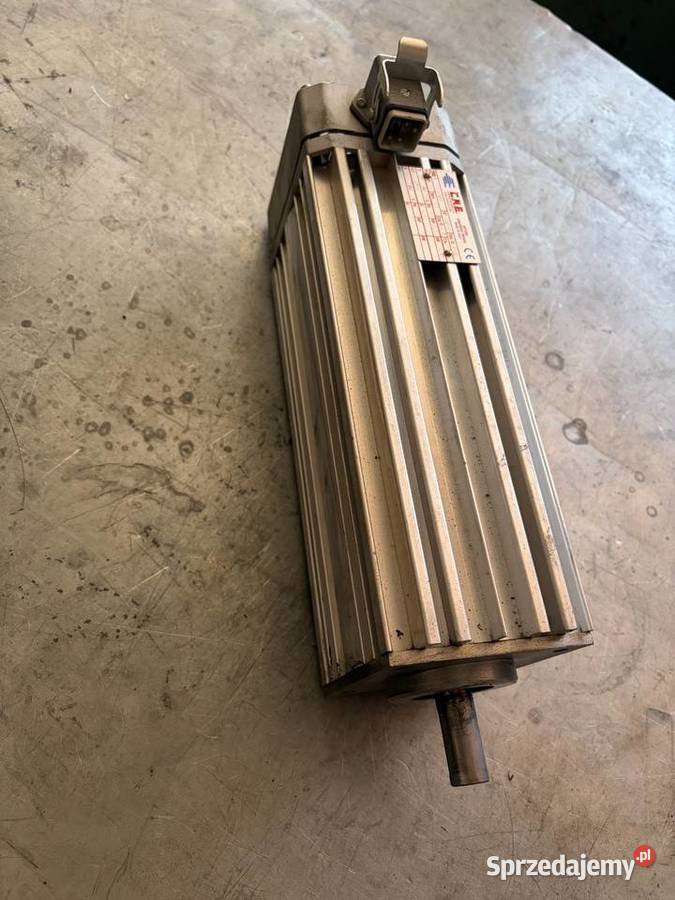 Silnik do głowicy CME E48 632 17 kW pomorskie Bytów