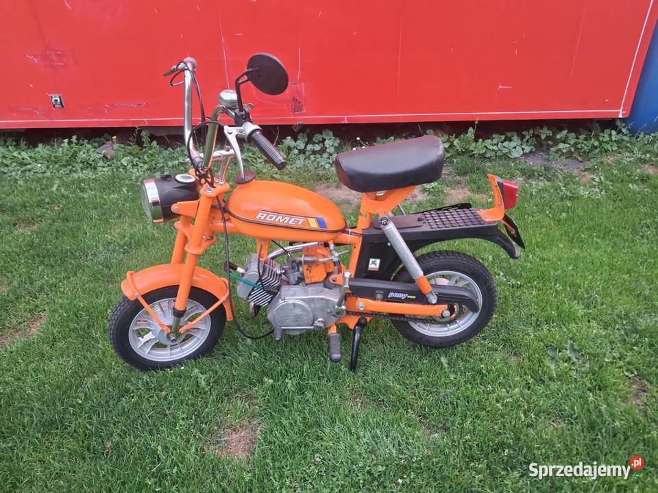 Motorynka M2 Renowacji 1981 przejściówka Stare Kurowo sprzedam