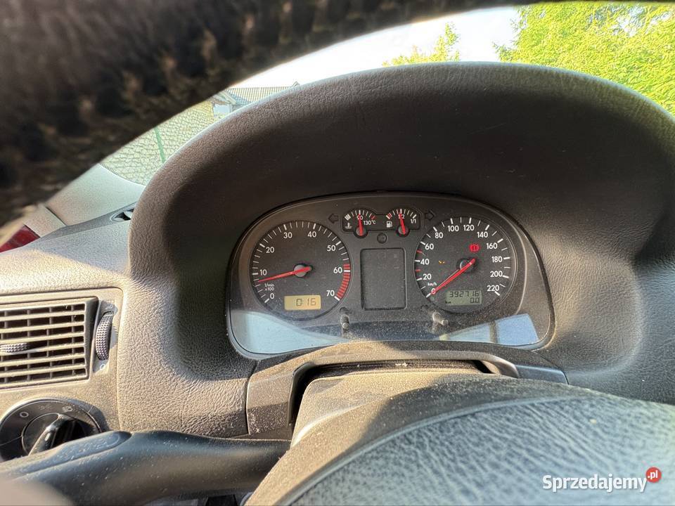Golf 4 14 benzyna Busko-Zdrój