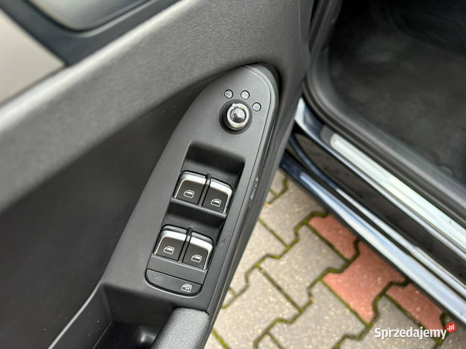 Audi A4 sedan 18 benzyna 170 Xenony Skóry elektryczne lusterka Lipówki