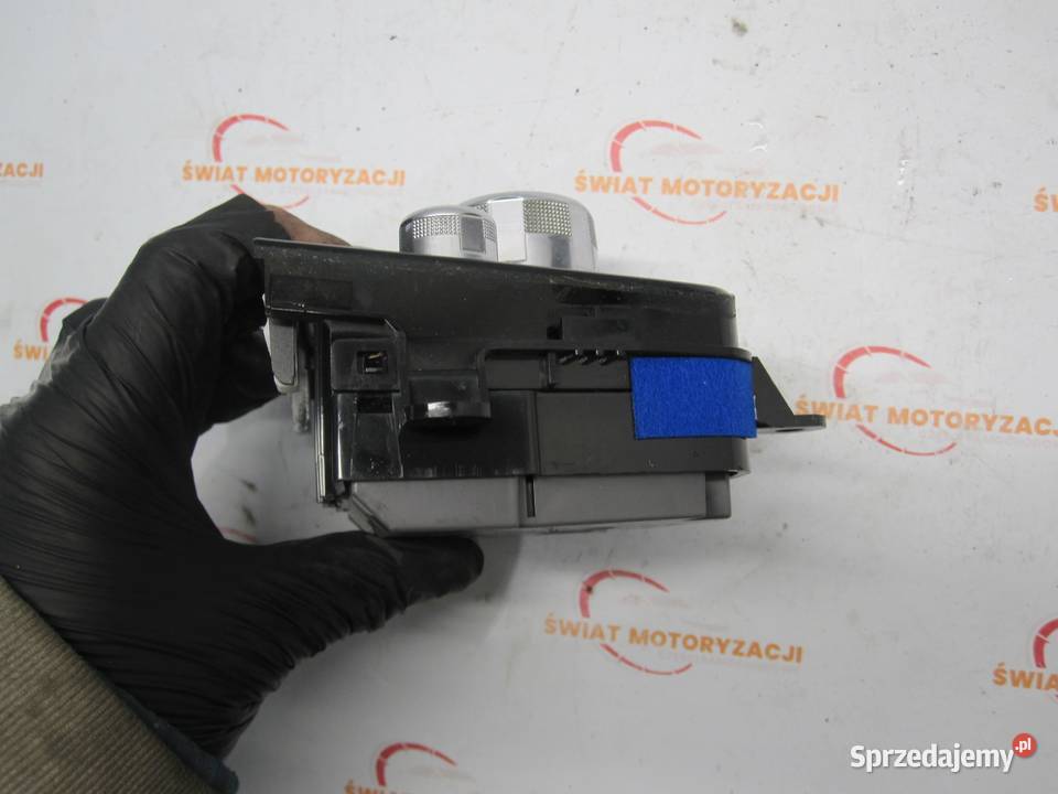 MAZDA 3 III 14r panel sterowania radia B45A660C