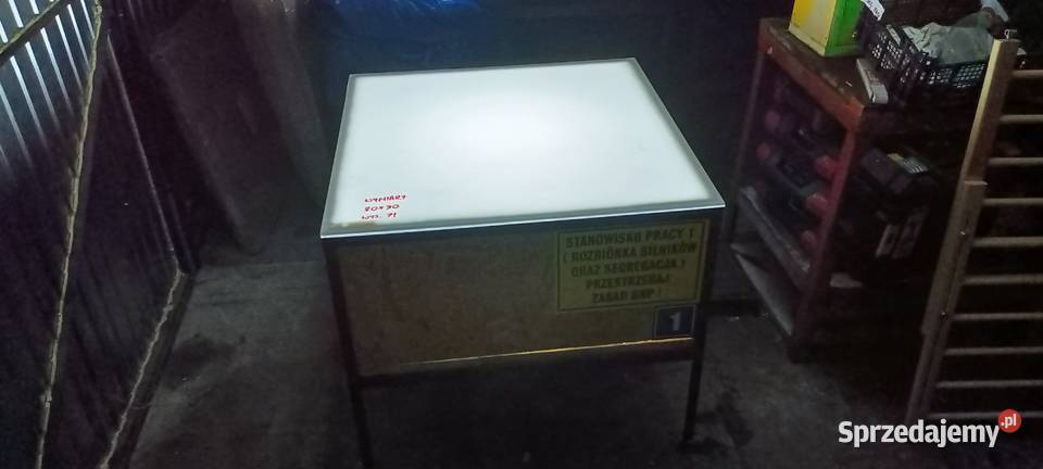 Stół bezcieniowy duży solidny