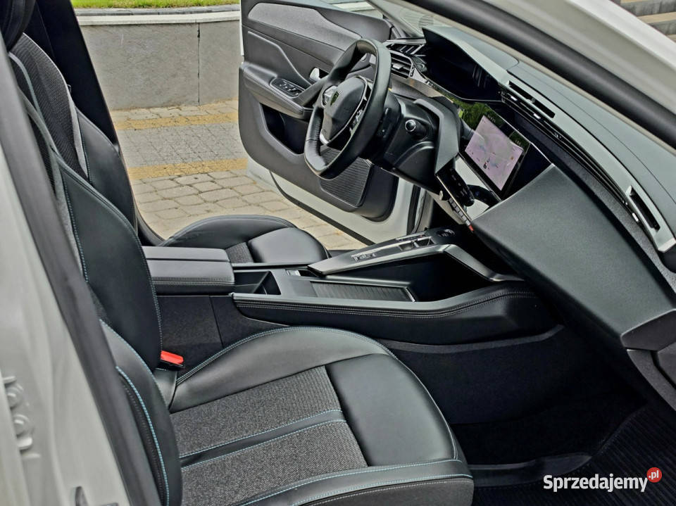 Peugeot 308 12 PureTech 130 ALLURE Biała perła asystent pasa ruchu 308 sprzedam