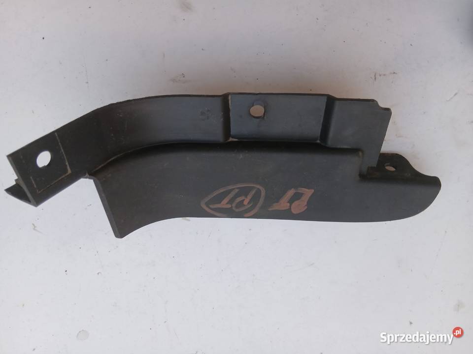 Chlapacz prawy osłona koła AUDI A4 B6 B7 sedan Szczerbice