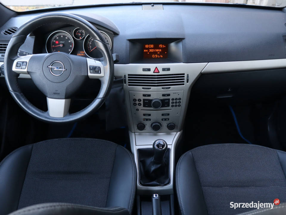 Opel Astra 18 16V ABS Katowice