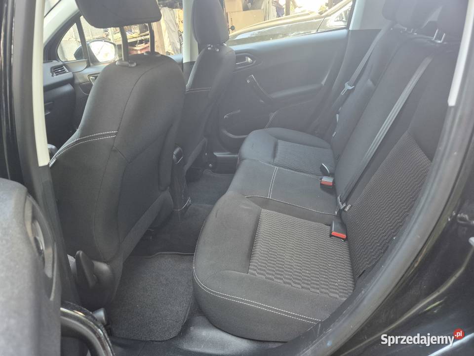 Peugeot 208 12 benzyna Nowy rozrząd i olej 208 Skierniewice sprzedam