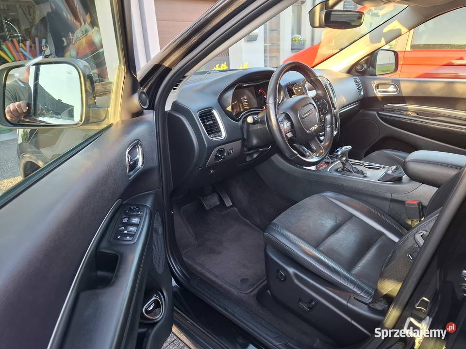 Czarny dodge Durango Pniów sprzedam