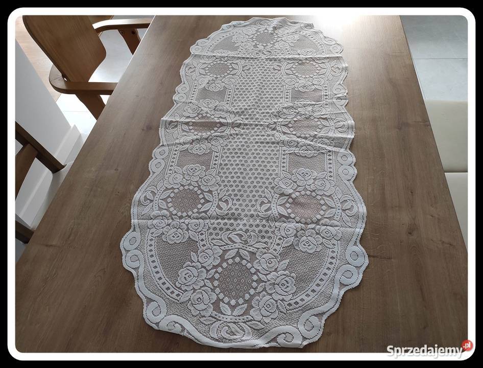 Obrus obrusik serweta koronkowa kwiaty 115 x 53 Obrusy Płock sprzedam