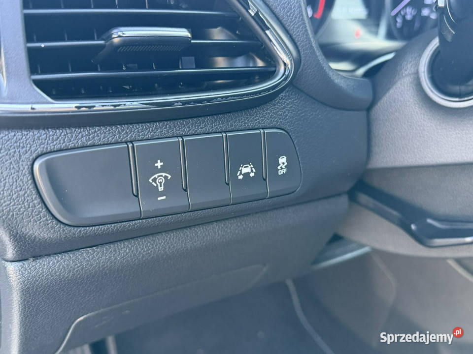 Hyundai i30 Hyundai I30 LIFT 16CRDI 110 Navi ESP Gostyń