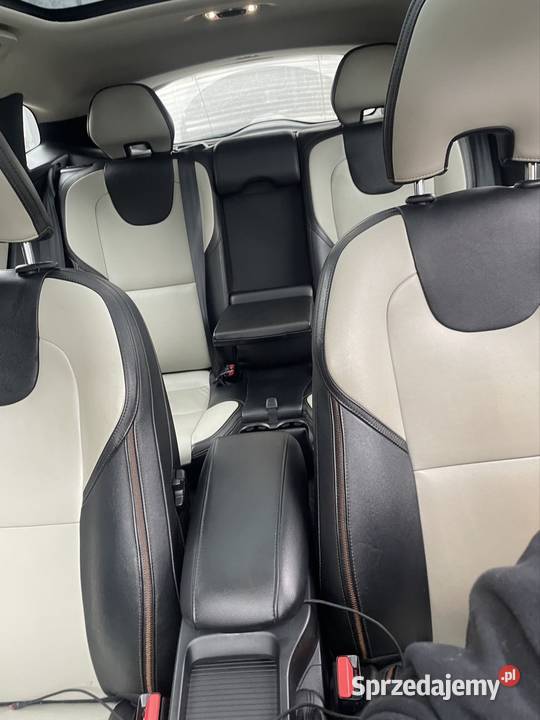 Volvo V40 CROSS Country Automat CD Skawina sprzedam