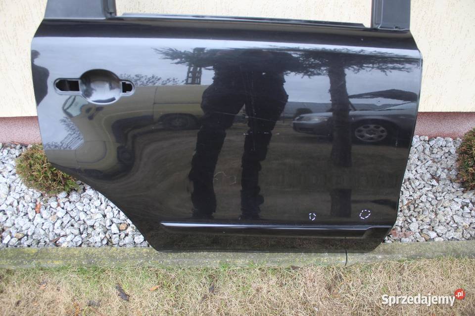 DRZWI PRAWY TYŁ TYLNE Z11 NISSAN NOTE E11 osobowe
