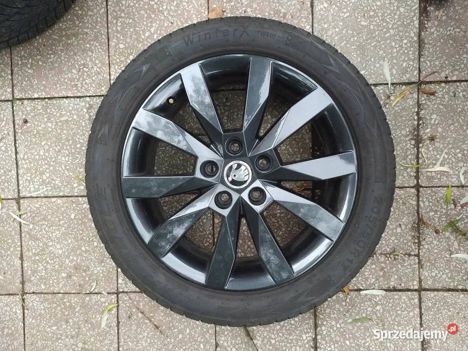Oryginale felgi Skoda Crystal 17 opony zimowe Bytów