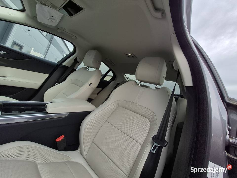 Syndyk sprzeda Jaguar XE X760 20 I4 Petrol Warszawa sprzedam