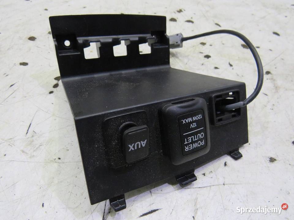 GNIAZDO USB AUX CIVIC IX
