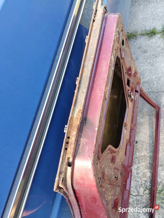 Mercedes beczka S123 W123 kombi drzwi prawe Ostrów Wielkopolski