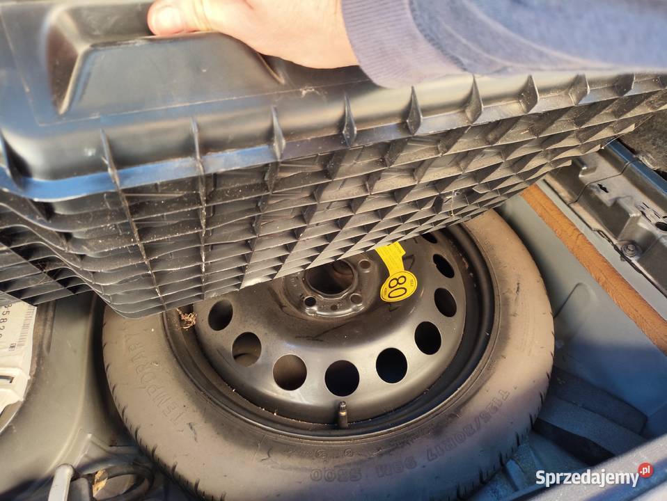 Volvo V70 24 benzyna Momentum hak 2 kpl kół Koszalin sprzedam