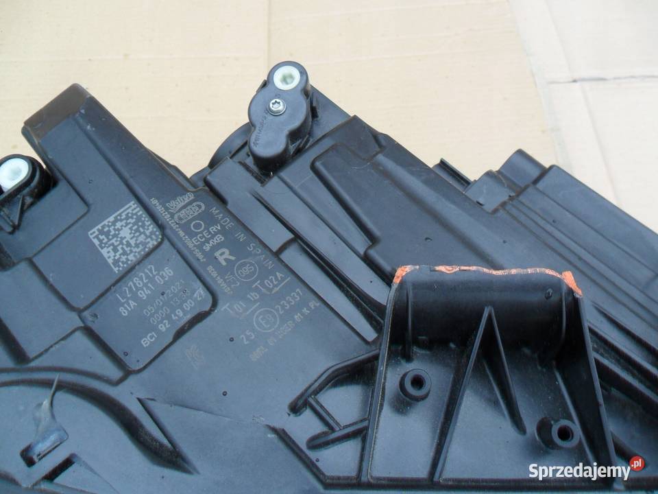 Audi Q2 Lampa Prawa Full Led Matrix 81A Lampy przednie Nowy Tomyśl sprzedam