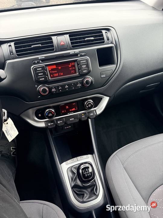 Kia Rio 14 benzyna 2014r lakier metallic Tomaszów Lubelski