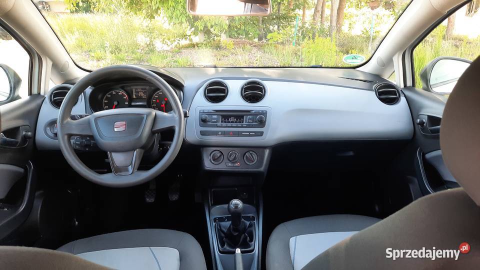 Seat Ibiza Lift 14 MPi Benzyna 2013 r Klima isofix Kraśnik